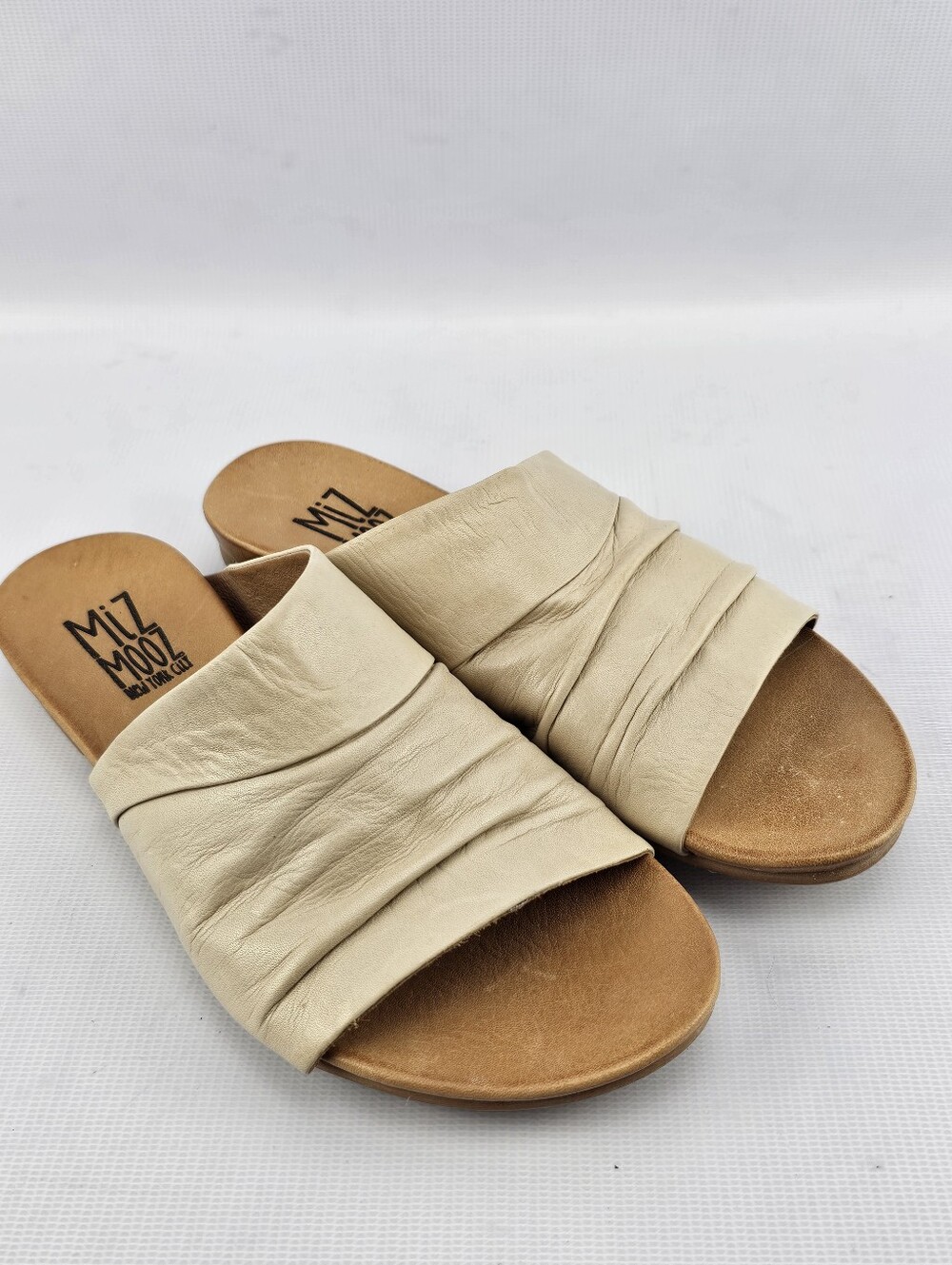 Miz Mooz Aria Cream Slip-on Comfort Sandals Women's Size 36